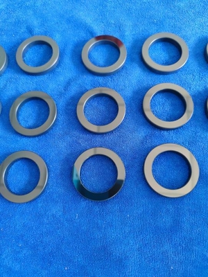 Anel de empuxo superior de carburo de silício para ambientes de alta temperatura resistentes à corrosão