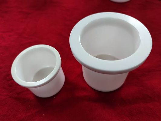 Concha de contenção cerâmica de zircônio resistente ao desgaste e à corrosão personalizada para aplicações de alta temperatura